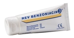 980462651-REV BENZONIACIN 3 CREMA 100ML